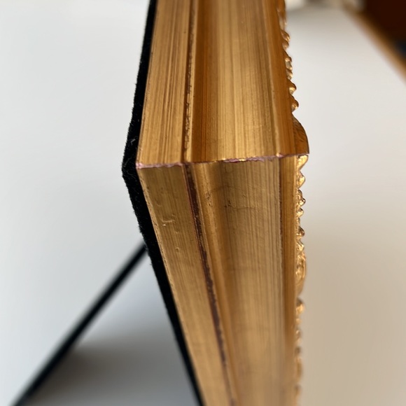 Beacon Hill Fetco International Vintage Wooden Gold 4" x 6" Picture Frame - Picture 11 of 14